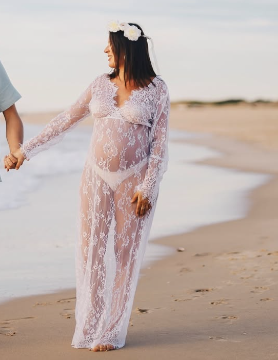 Robe transparente dentelle